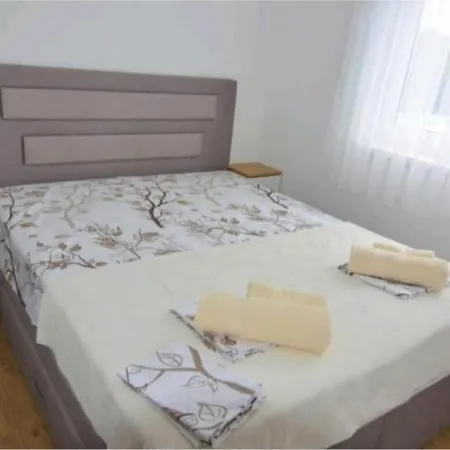 Neda Lux 5 Nocenja, Sesto Gratis * Vrnjacka Banja